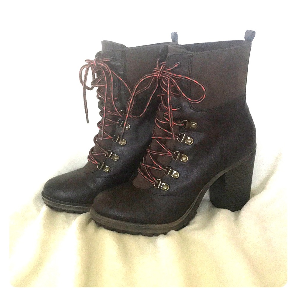 Unionbay faux fleeced lined boots